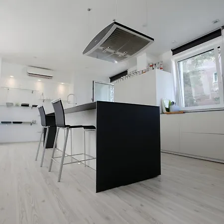 Lp 200 Триест